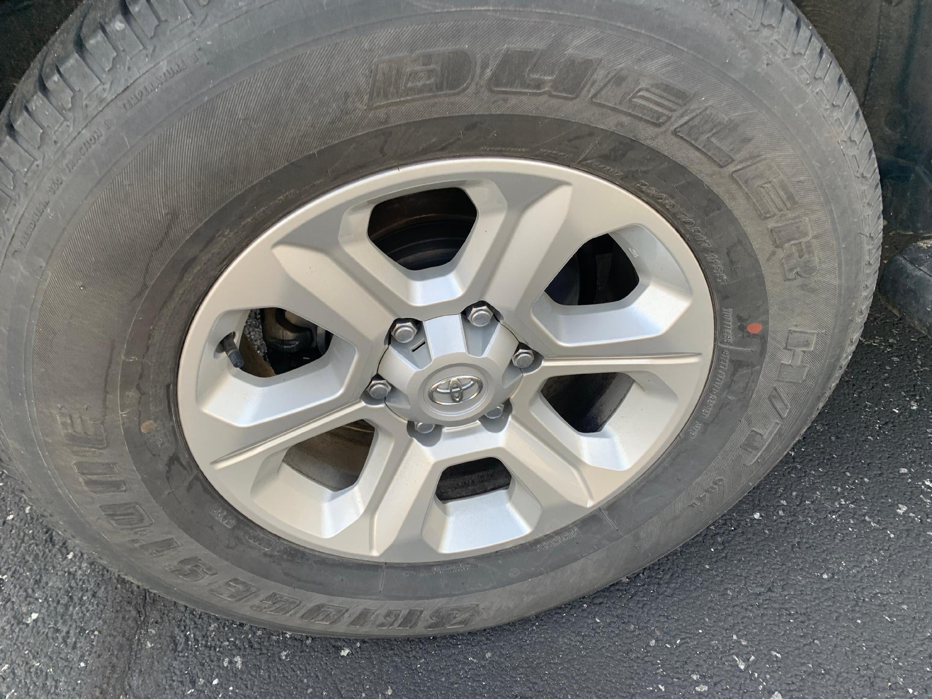 2024 Toyota 4Runner SR5 4WD (GS)