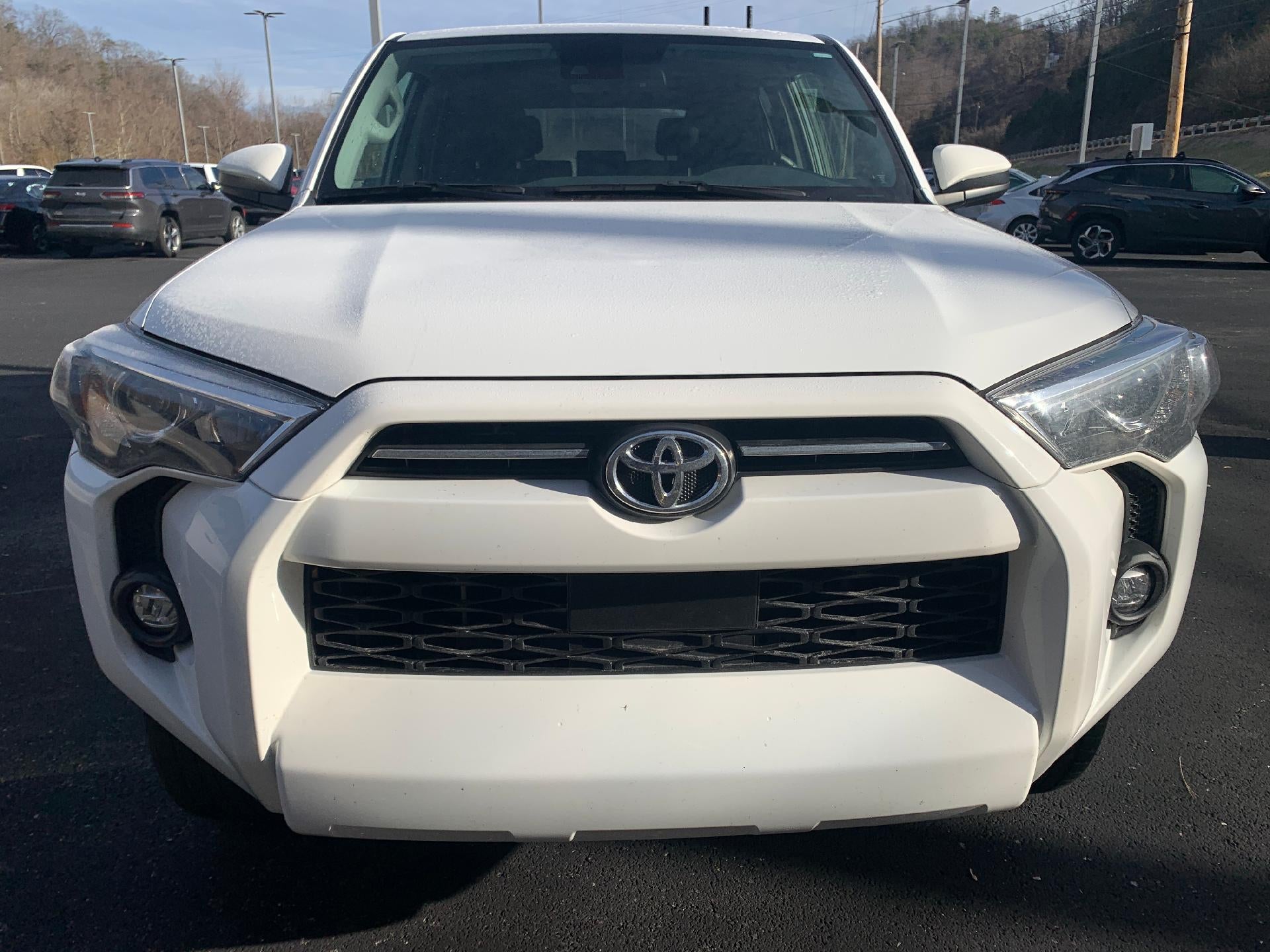 2024 Toyota 4Runner SR5 4WD (GS)