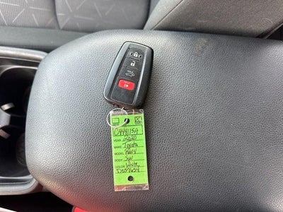 2020 Toyota RAV4 XLE AWD (Natl)
