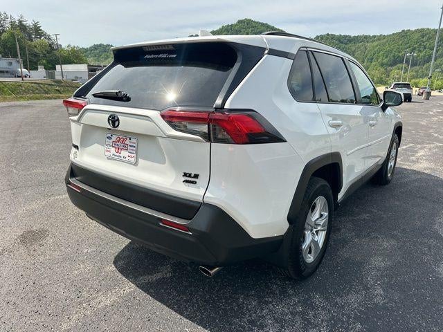 2020 Toyota RAV4 XLE AWD (Natl)