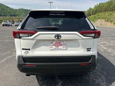 2020 Toyota RAV4 XLE AWD (Natl)