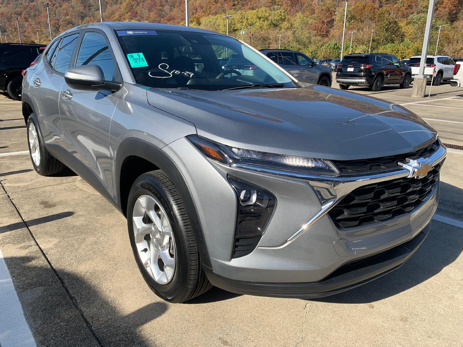 2024 Chevrolet Trax FWD 4dr LS