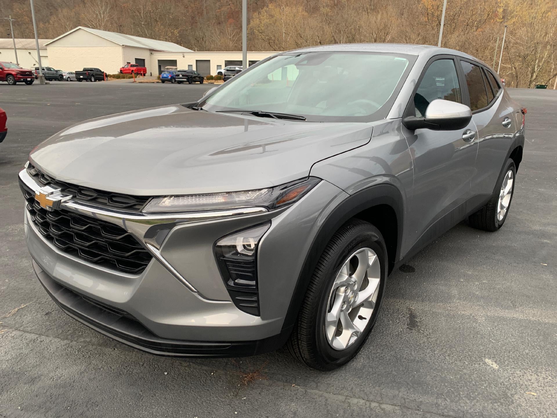 2024 Chevrolet Trax FWD 4dr LS