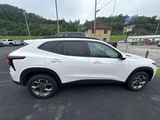 2025 Chevrolet Trax FWD 4dr LT