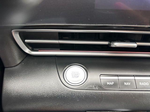 2024 Hyundai Elantra SEL IVT