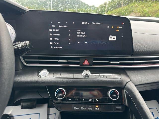 2024 Hyundai Elantra SEL IVT