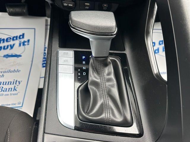 2024 Hyundai Elantra SEL IVT