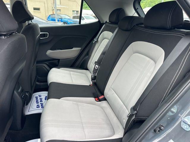 2025 Hyundai Venue SEL IVT