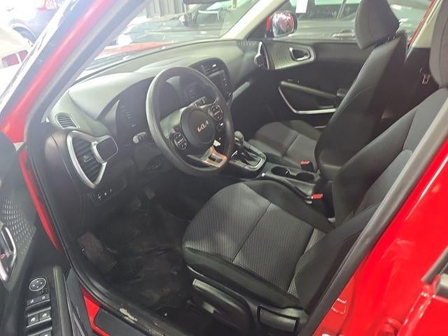 2024 Kia Soul LX IVT