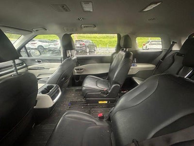 2022 Kia Carnival LXS FWD