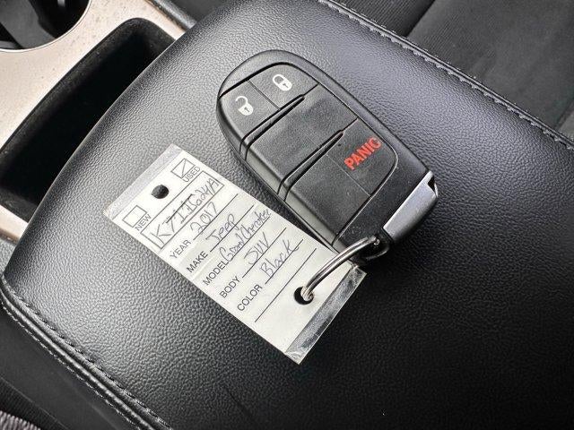 2017 Jeep Grand Cherokee Laredo 4x4