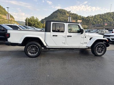2022 Jeep Gladiator Overland 4x4