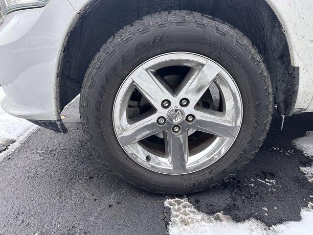 2017 RAM 1500 Express 4x4 Crew Cab 5'7" Box