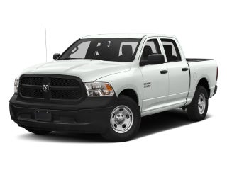 2017 RAM 1500 Express 4x4 Crew Cab 5'7" Box