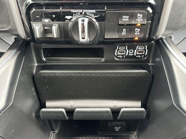 2024 RAM 1500 Big Horn 4x4 Crew Cab 5'7" Box