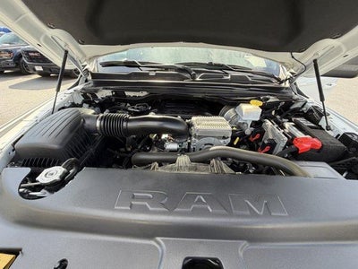 2022 RAM 1500 Big Horn 4x4 Crew Cab 5'7" Box