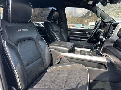 2023 RAM 1500 Laramie 4x4 Crew Cab 5'7" Box