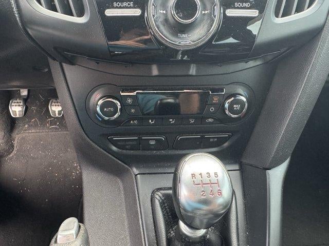 2014 Ford Focus 5dr HB ST