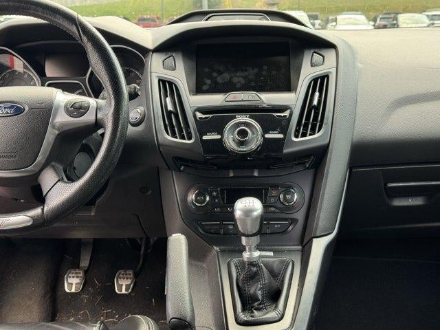 2014 Ford Focus 5dr HB ST