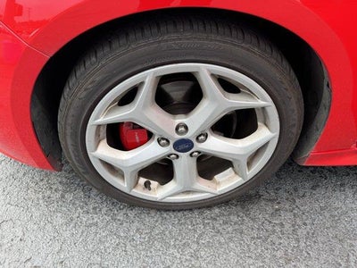 2014 Ford Focus 5dr HB ST