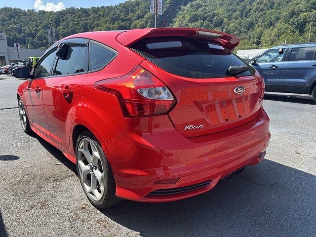 2014 Ford Focus 5dr HB ST