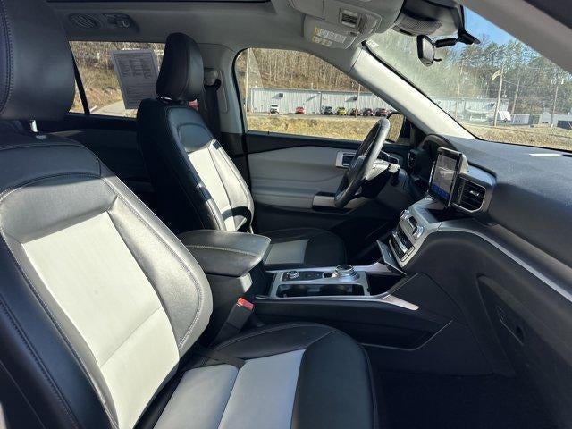 2023 Ford Explorer XLT 4WD