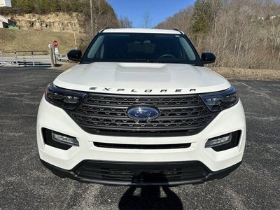 2023 Ford Explorer XLT 4WD
