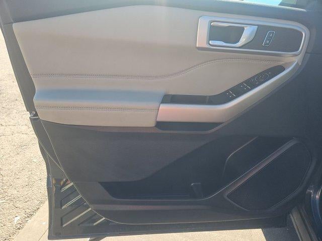 2023 Ford Explorer XLT 4WD