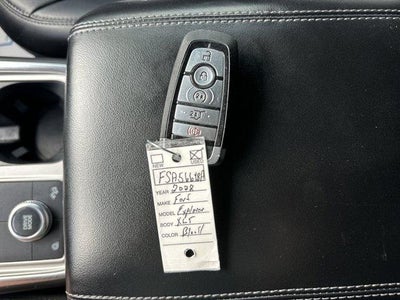 2022 Ford Explorer XLT 4WD