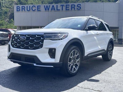 2025 Ford Explorer Platinum 4WD
