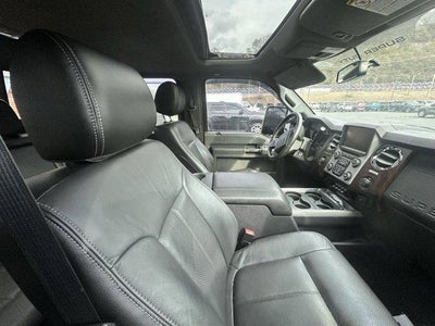 2015 Ford Super Duty F-250 SRW 4WD Crew Cab 6-3/4 Ft Box Lariat