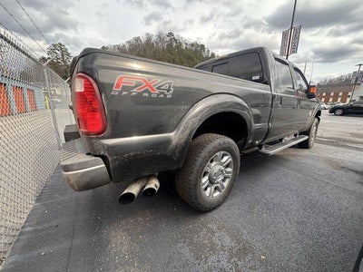 2015 Ford Super Duty F-250 SRW 4WD Crew Cab 6-3/4 Ft Box Lariat