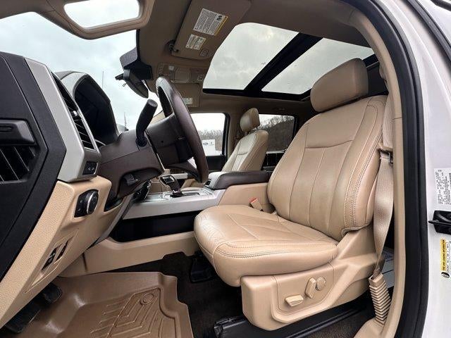 2019 Ford F-150 LARIAT 4WD SuperCrew 5.5' Box