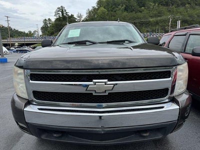 2007 Chevrolet Silverado 1500 2WD Regular Cab Long Box LT w/1LT