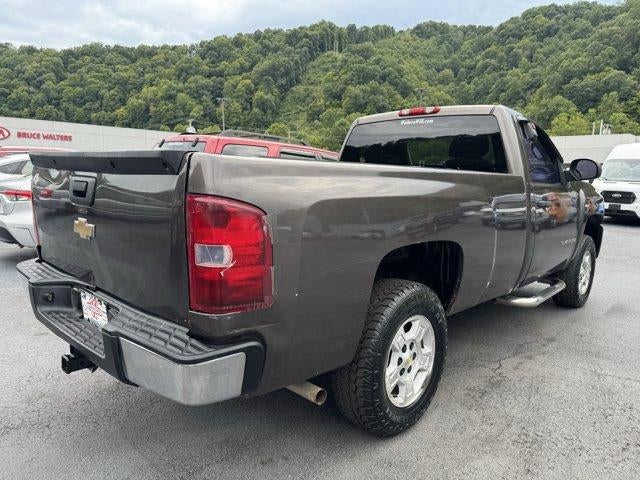 2007 Chevrolet Silverado 1500 2WD Regular Cab Long Box LT w/1LT
