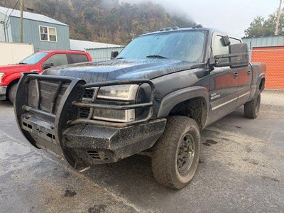2006 Chevrolet Silverado 2500 HD 4WD Crew Cab Standard Box LT1