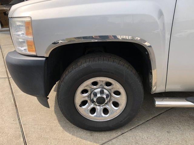 2011 Chevrolet Silverado 1500 Regular Cab Standard Box 4-Wheel Drive Work Truck