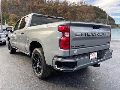 2023 Chevrolet Silverado 1500 Crew Cab Short Box 4-Wheel Drive Custom
