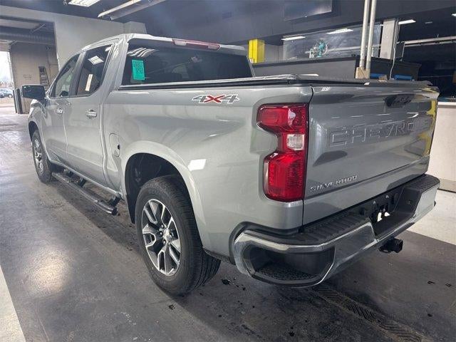 2023 Chevrolet Silverado 1500 Crew Cab Short Box 4-Wheel Drive LT 2FL