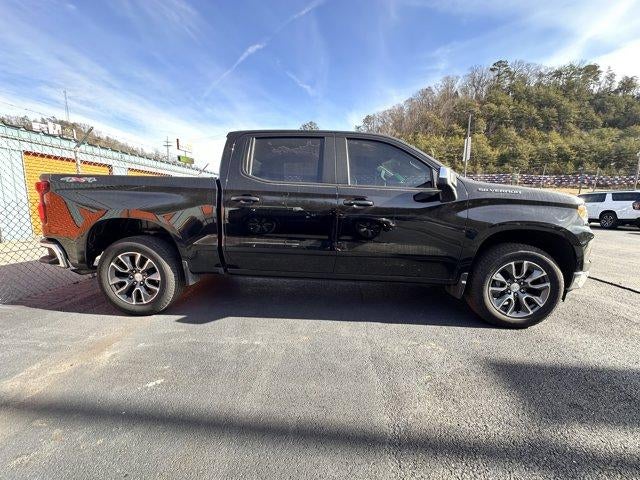 2023 Chevrolet Silverado 1500 Crew Cab Short Box 4-Wheel Drive LT 2FL