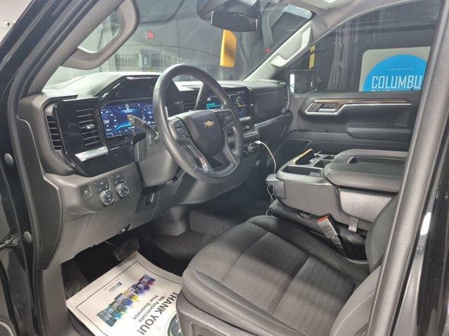 2023 Chevrolet Silverado 1500 Crew Cab Short Box 4-Wheel Drive LT 2FL