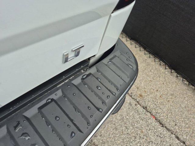 2018 Chevrolet Silverado 1500 Double Cab Standard Box 4-Wheel Drive LT