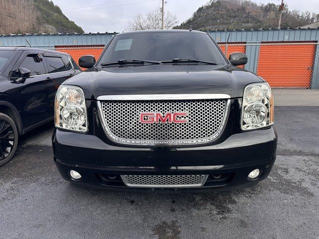 2007 GMC Yukon Denali AWD 4dr