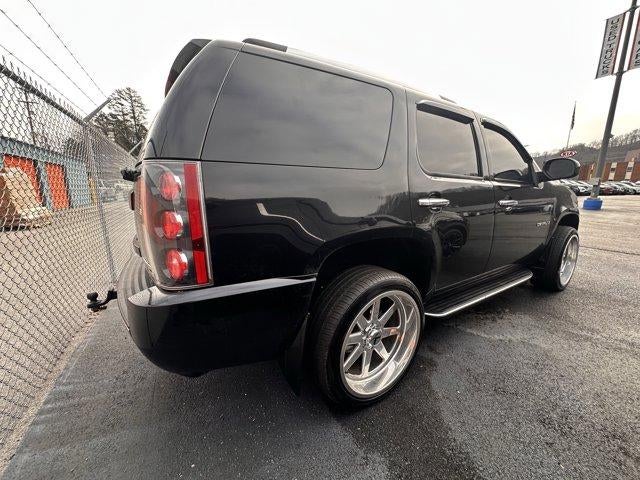 2007 GMC Yukon Denali AWD 4dr