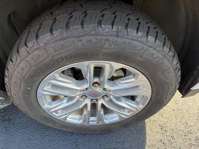 2024 GMC Yukon 4WD 4dr SLT