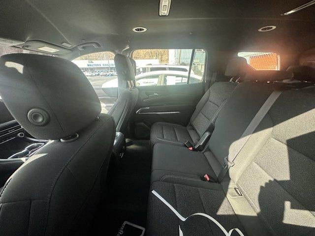 2024 Chevrolet Traverse LS w/1LS