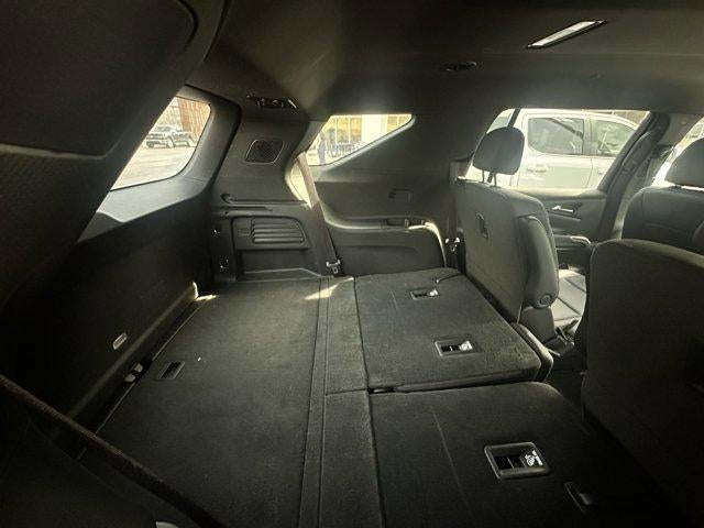 2025 Chevrolet Traverse LT w/2LT