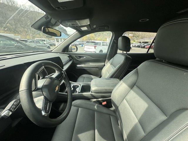 2025 Chevrolet Traverse LT w/2LT