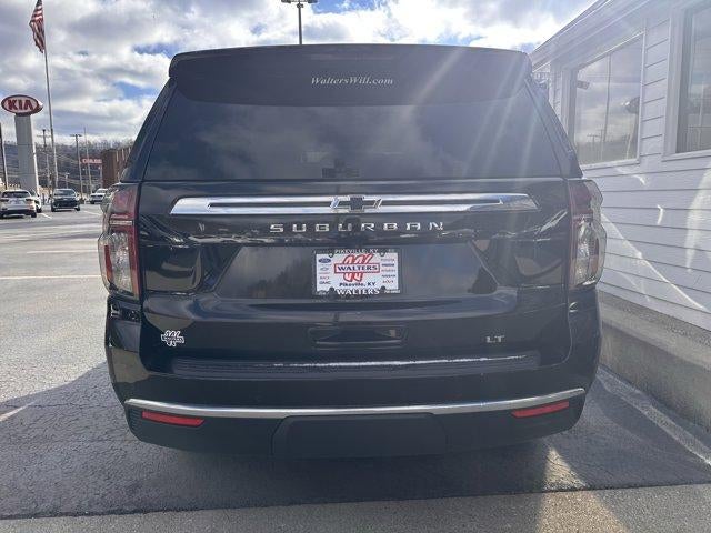 2021 Chevrolet Suburban 4WD LT