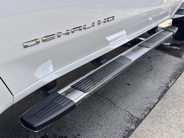 2025 GMC Sierra 2500 HD Crew Cab Standard Box 4-Wheel Drive Denali